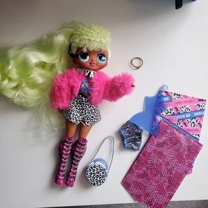 LOL OMG Lady Diva doll